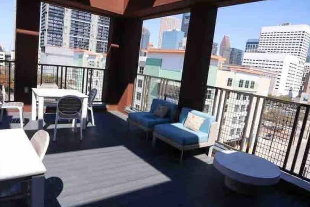 Fancy Apt Downtown. Pool. Gym. Lounge. Pet Ok Хюстън Екстериор снимка